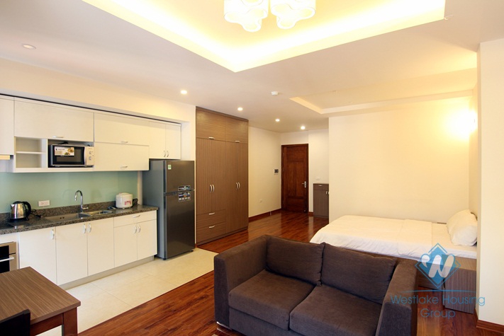 Nice and clean studio for ret in To Ngoc Van street, Tay Ho district, Ha Noi